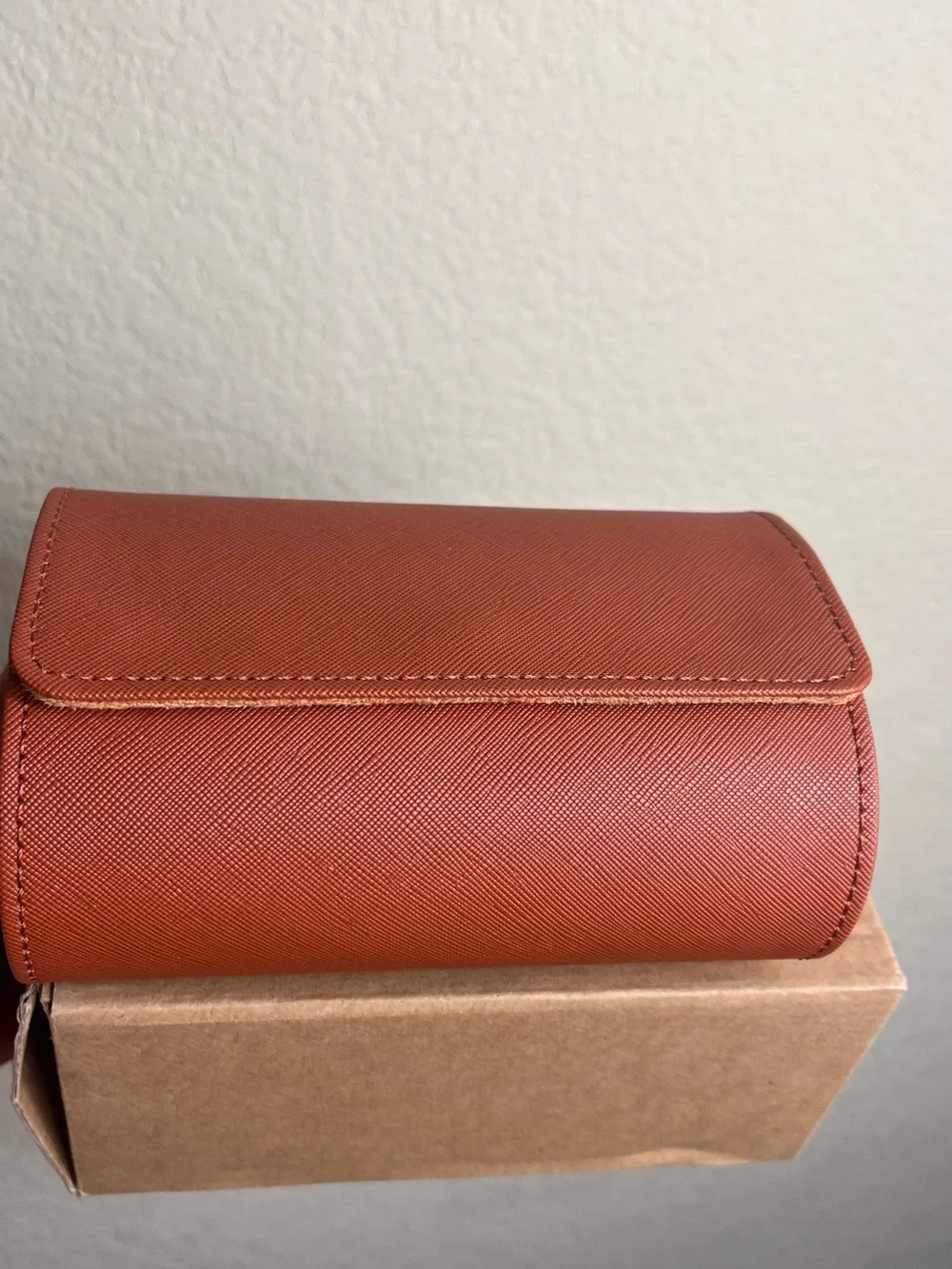 The Unbranded Brand compact watch